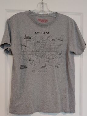 Stranger Things Hawkins Map Gray Crewneck T-Shirt